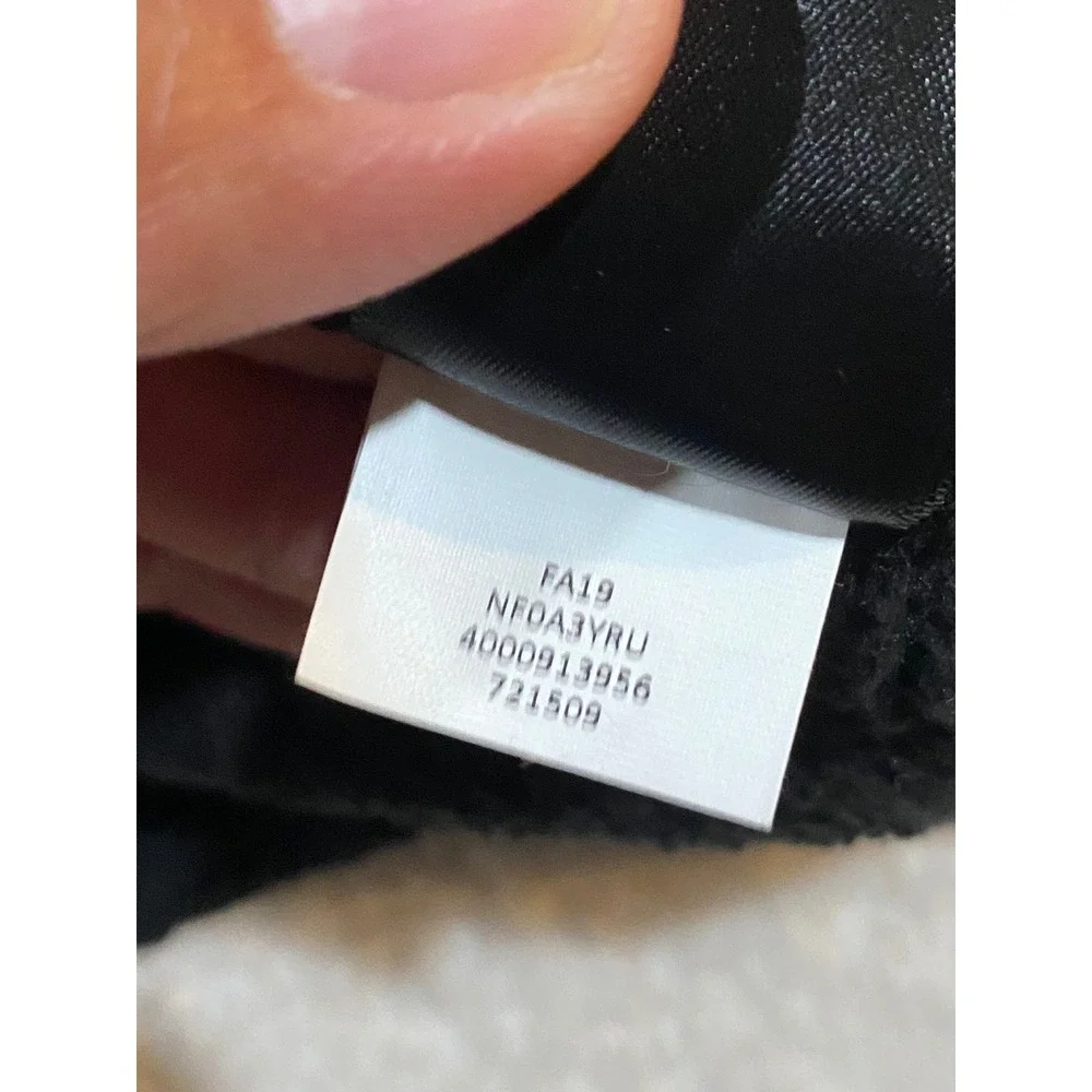 The North Face Campshire Sherpa Fleece Vest Black Tan NF0A3YRU Mens Small